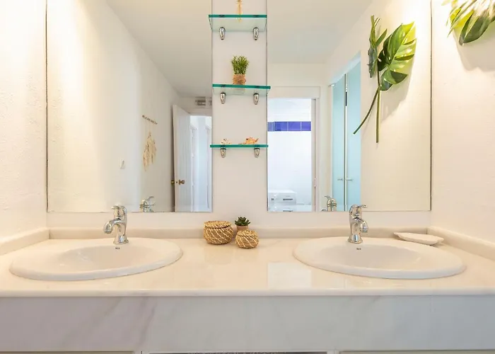 Puerto Banus Opq By Interhome *