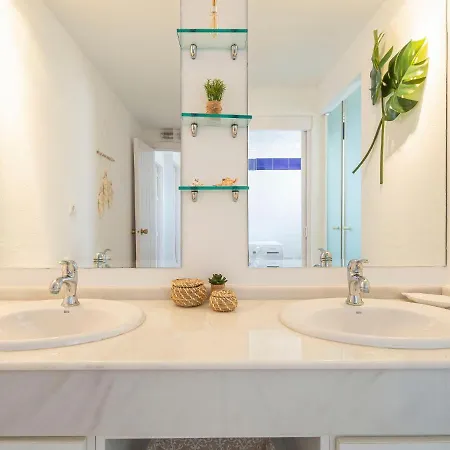 Puerto Banus Opq By Interhome *